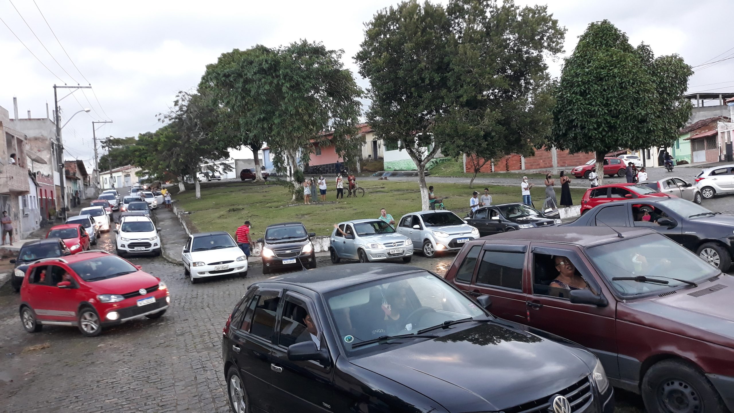 Carreata saiu da igreja matriz às 16h