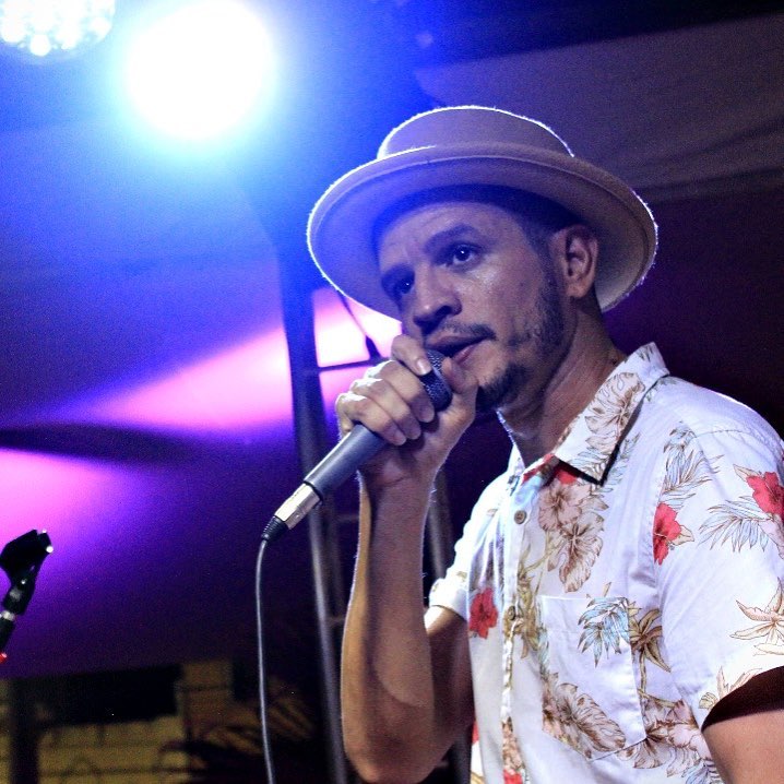 Feu Barbosa inaugura sua segunda participação no Festival com musica autoral. (Foto: Facebook)