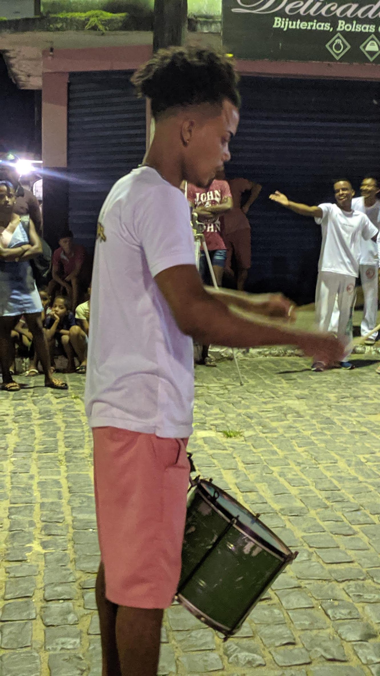 GONGOGI: Ubatambor impulsiona o evento “Além dos Olhos Negros” e revigora o Coletivo Movimento Jovem