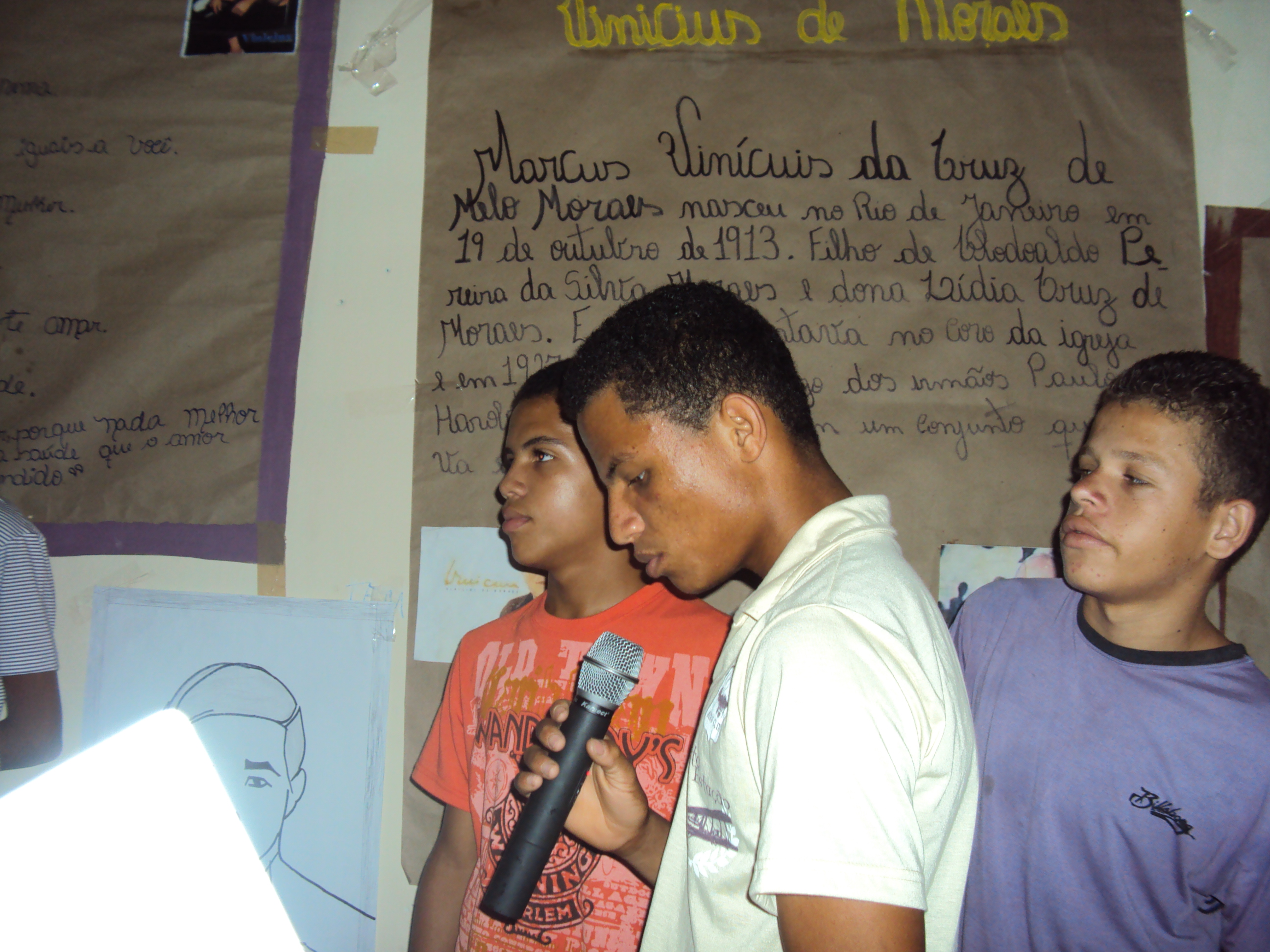 EXPOSIÇÃO LITERÁRIA É REALIZADA POR ALUNOS DO CEJAP NO PONTO DE CULTURA E DE LEITURA ACAPEB