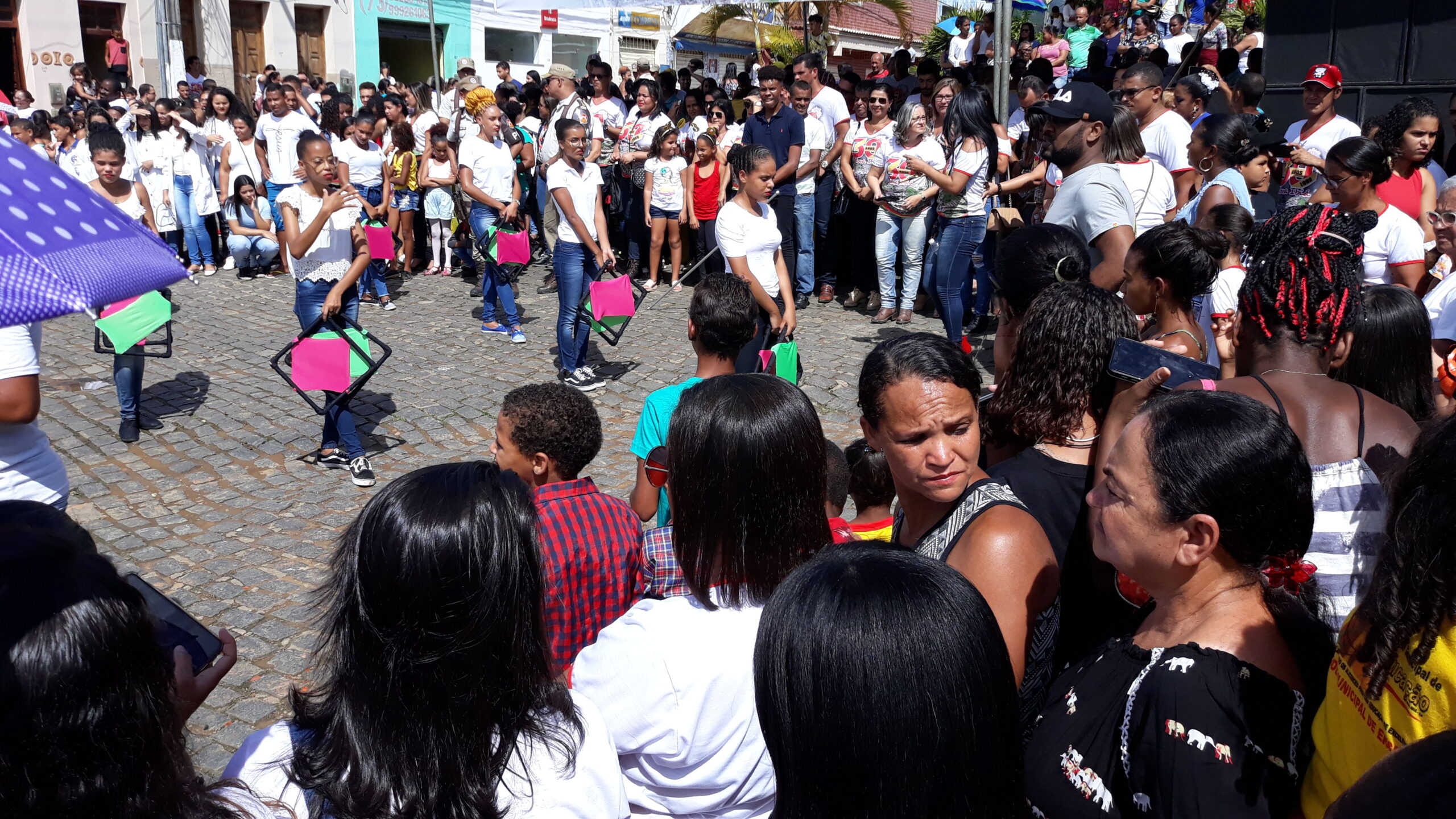 Revelando a própria história nas ruas da cidade, Nova Ibiá comemora seu tringésimo aniversário.
