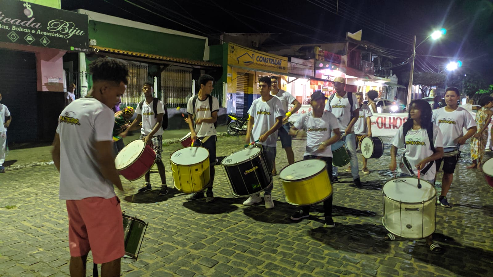 Banda Ubatambor foi a atração principal do evento. (Foto: Moabe Souza/Portal Gongogi)