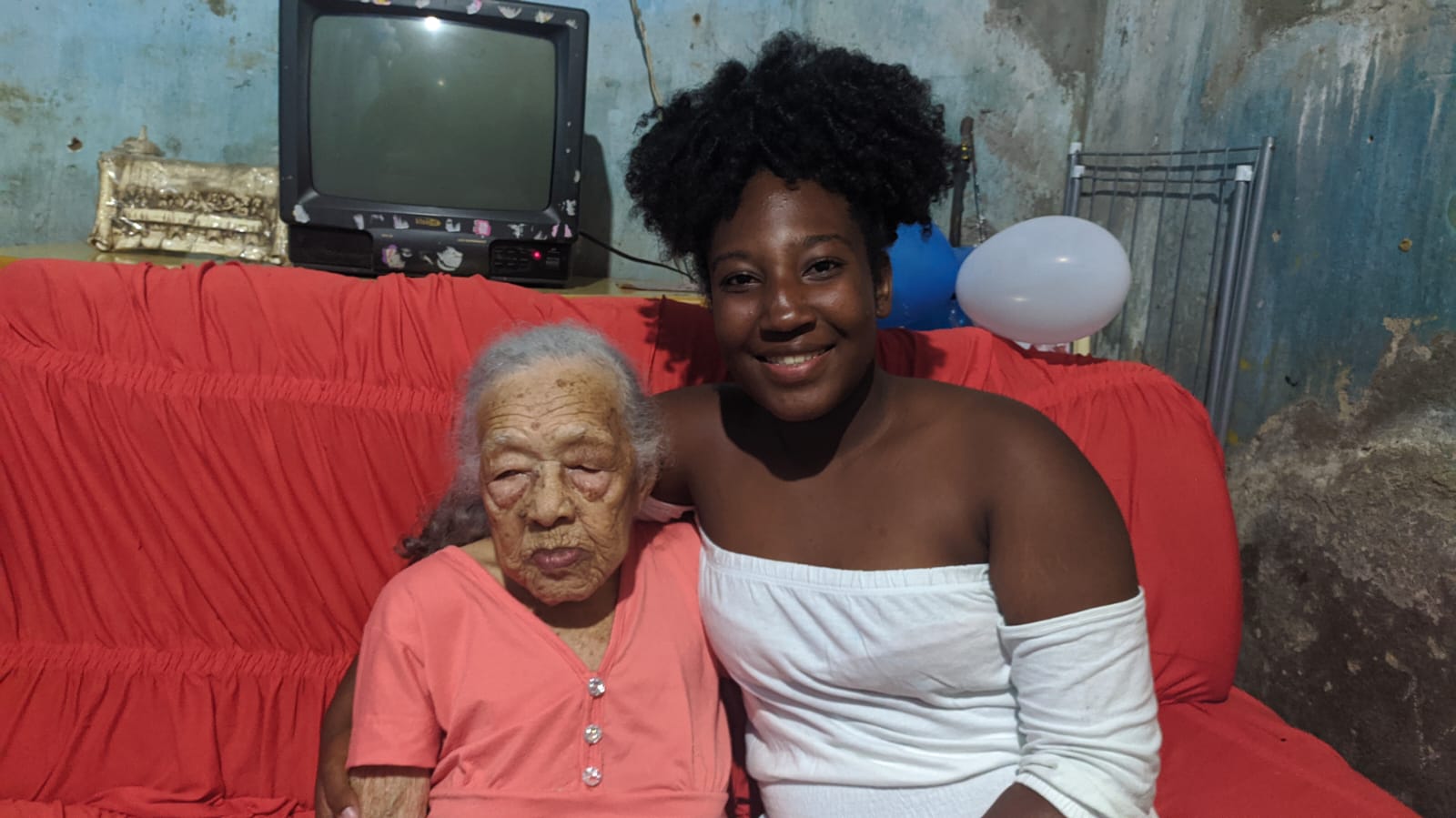 "Simplesmente iaiá Maçú" (Uma homenagem aos quase 100 anos de minha avó)