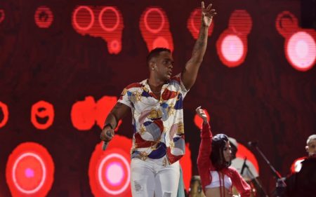 Banda Lá Fúria se apresenta no domingo (Foto: Divulgação)