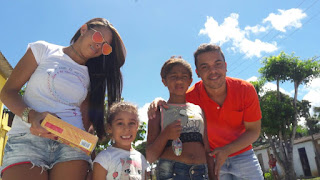 GONGOGI: Entre chocolates e sorrisos a solidariedade é concretizada pela juventude na páscoa.