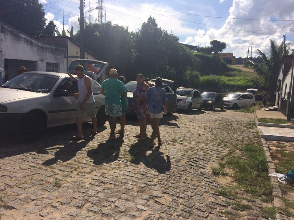 GONGOGI: Familia gongogiense ensina a cartilha da solidariedade